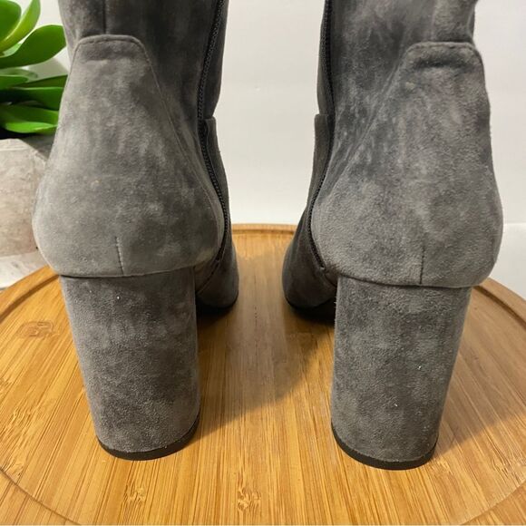 White House Black Market Charlie Grey Suede Western Boot Sz 8 Chic Chunky Heel - Picture 5 of 8